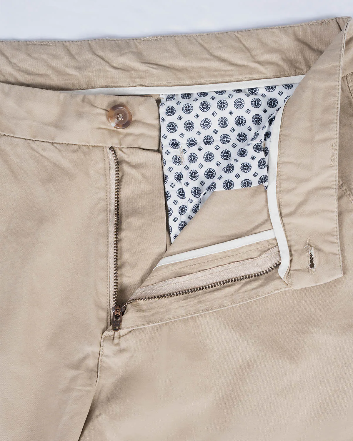 Straight Fit Cotton Chino - Classic Khaki