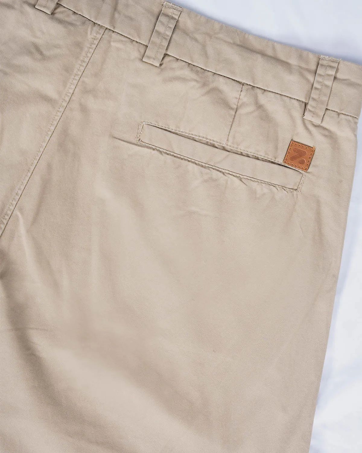 Straight Fit Cotton Chino - Classic Khaki